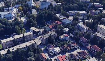 Polyfunkčná vila na podnikanie s pozemkom 1200 m2 v centre - 3