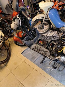 Predám skúter kymco 50 - 3