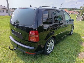 Volkswagen Touran 2.0 TDI 125kW DSG - 3
