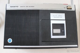 SANYO MR-410 kazetak z r. 1973 - 1974, zrenovovany, funkcny - 3