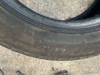 Pirelli run flat 205/55 r16 letné - 3