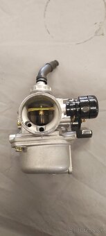 Uni karburátor na 50ccm - 3