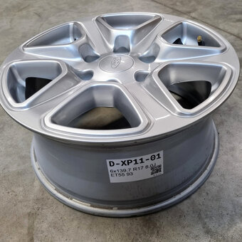 Hliníkové Ford disky 6x139,7 R17 8J ET55 - 3