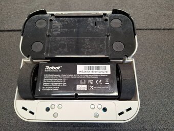 Mopovač iRobot Braava jet 240 - 3