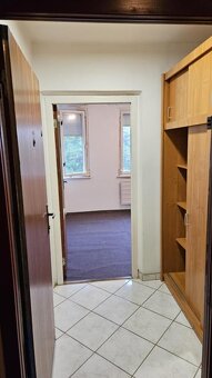 NA PREDAJ: 1-izbový byt; 28 m² | Komárno - 7. sídlisko LRo-1 - 3