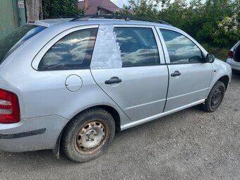 Rozpredam fábiu 1,4 MPI na diely - 3