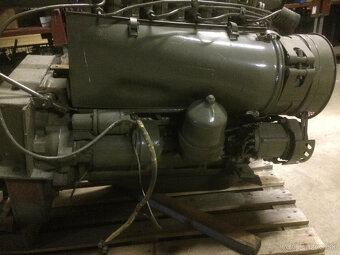 Motor BELARUS .4 valec vzduchom chladený 40 Kw // Nový - 3