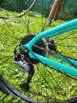 Predám horský bicykel Trek Marlin 7 (2020) - 3