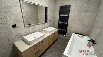 3 izbový byt Topoľčany s vlastným parkovacím miestom/ VYP - 3