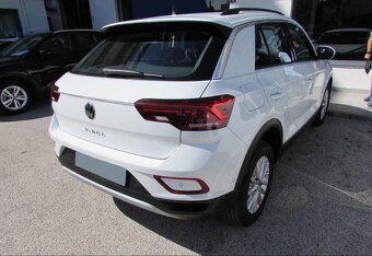 VW T-Roc 2023 1.5TSi 150k DSG virtual, full LED, odpočet DPH - 3