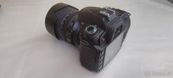 Nikon D90 + Nikkor 18-105mm - 3