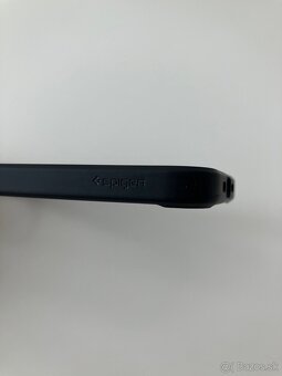 Spigen obal na iPhone 13 - 3