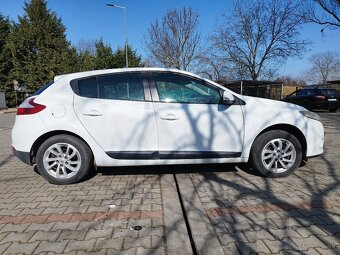 Renault Megane 1.6 benz - 3