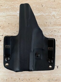 Pištoľ CZ P10 C - 3