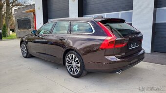Volvo V90 T4 2.0L Momentum Pro A/T - 3