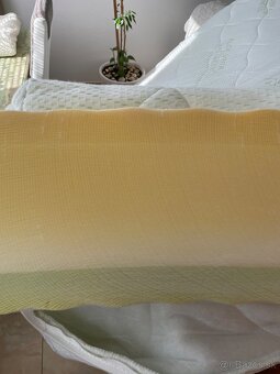 Predám kvalitný ortopedický matrac 140cm - 3
