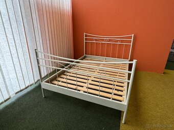 Kovová postel 140x200 cm - 3