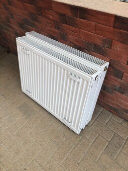 Radiátor KORADO K22 600x800 - 3