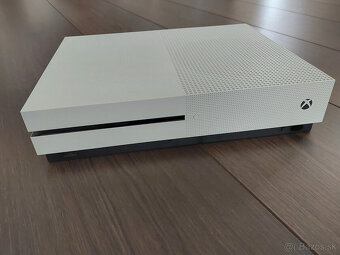 XBOX One S 1TB - 3