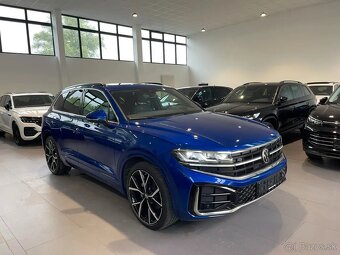 Volkswagen Touareg 3.0 V6 TDI R-LINE - 3