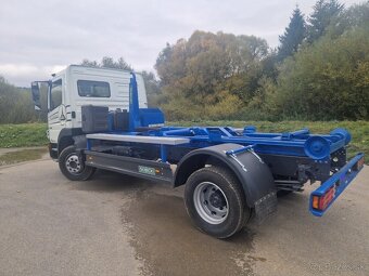 Mercedes Atego 1218 hákový nosič kontajnerov - 3