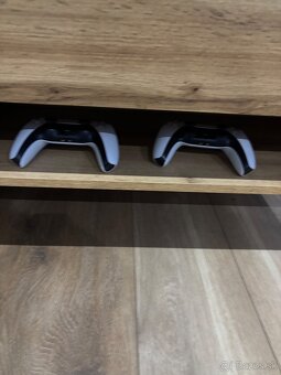 Playstation 5 s mechanikou - 3