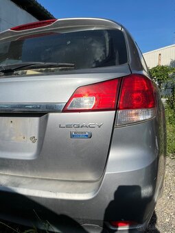 Subaru Legacy 2010 - 3