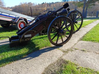 VELKÉ delo, kováčske Predám veľký kanón ktoré vystreľuje - 3