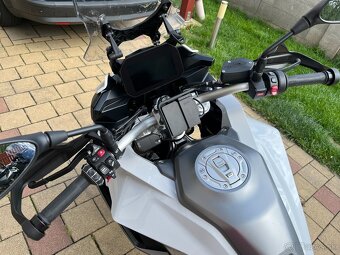 BMW F 900 XR 70kW - 3