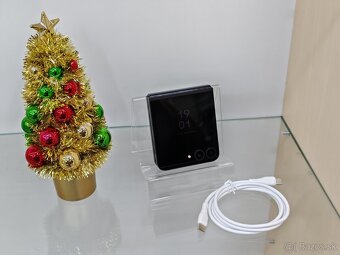 Galaxy Z Flip6 512GB Black | ZÁNOVNÝ - 3