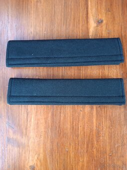 Predám návleky na bezpečnostný pas s logom Audi - 3