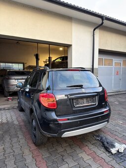 Suzuki SX4 - 3