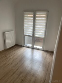 Prenajmem 2 izbový byt v Kežmarku - 3