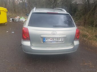 Predám Toyota avensis - 3