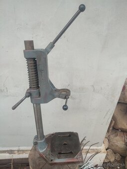 Stojan na vŕtačku Narex liatinový Výška 670 mm. - 3
