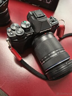 Olympus OM-D E-M10 Mark III + 2 objektívy a príslušenstvo - 3