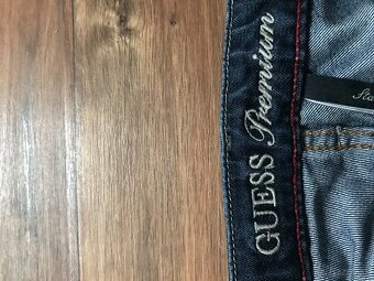 GUESS premium originál damske rifle w 28 S/M - 3