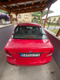Daewoo Kalos 1.4 2004 61kW - 3
