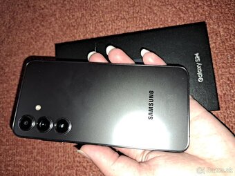Samsung galaxy S24 - 3