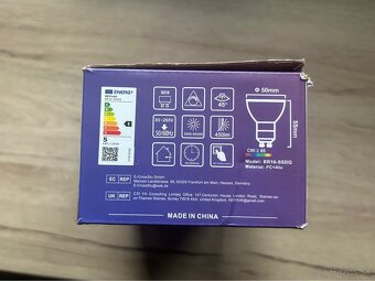 Farebné LED žiarovky s diaľkovým ovládačom – sada 8 ks - 3