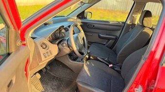 Predám Suzuki Swift 1.3 benzín 68kW - 3