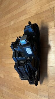 Predam na Tesla Y  2025 ľavý predný adaptivny LED svetlomet - 3