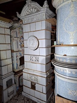 Kachlova pec starožitná - 3