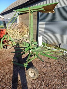 Zhrnovac sena, zhrabovac, riadkovac, hrabacka krone - 3