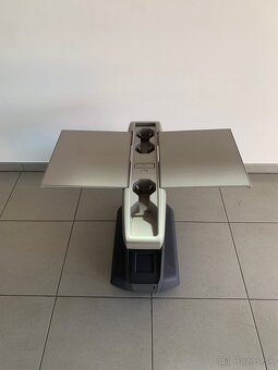 Stolek do Multivanu T7 - 3