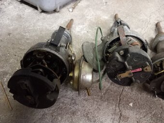 Vaz,ziguli,skoda,rozdelovac ,ac pumpa,karburator - 3