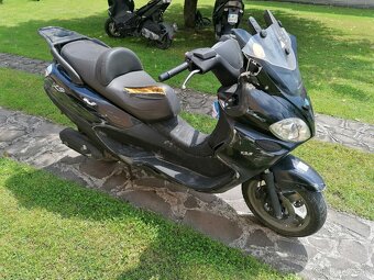 Piaggio x9 - 3