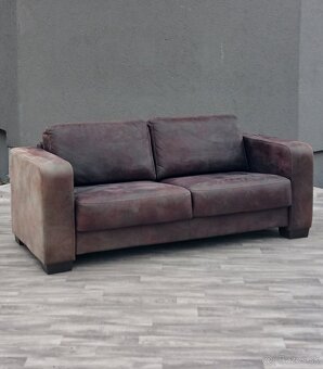 Pohovka dvojmiestna. - 3