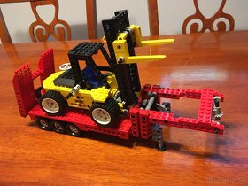 Lego Technic 8872 - Forklift Transporter - 3