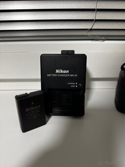Nikon D3100 + objektív + nabíjačka - 3